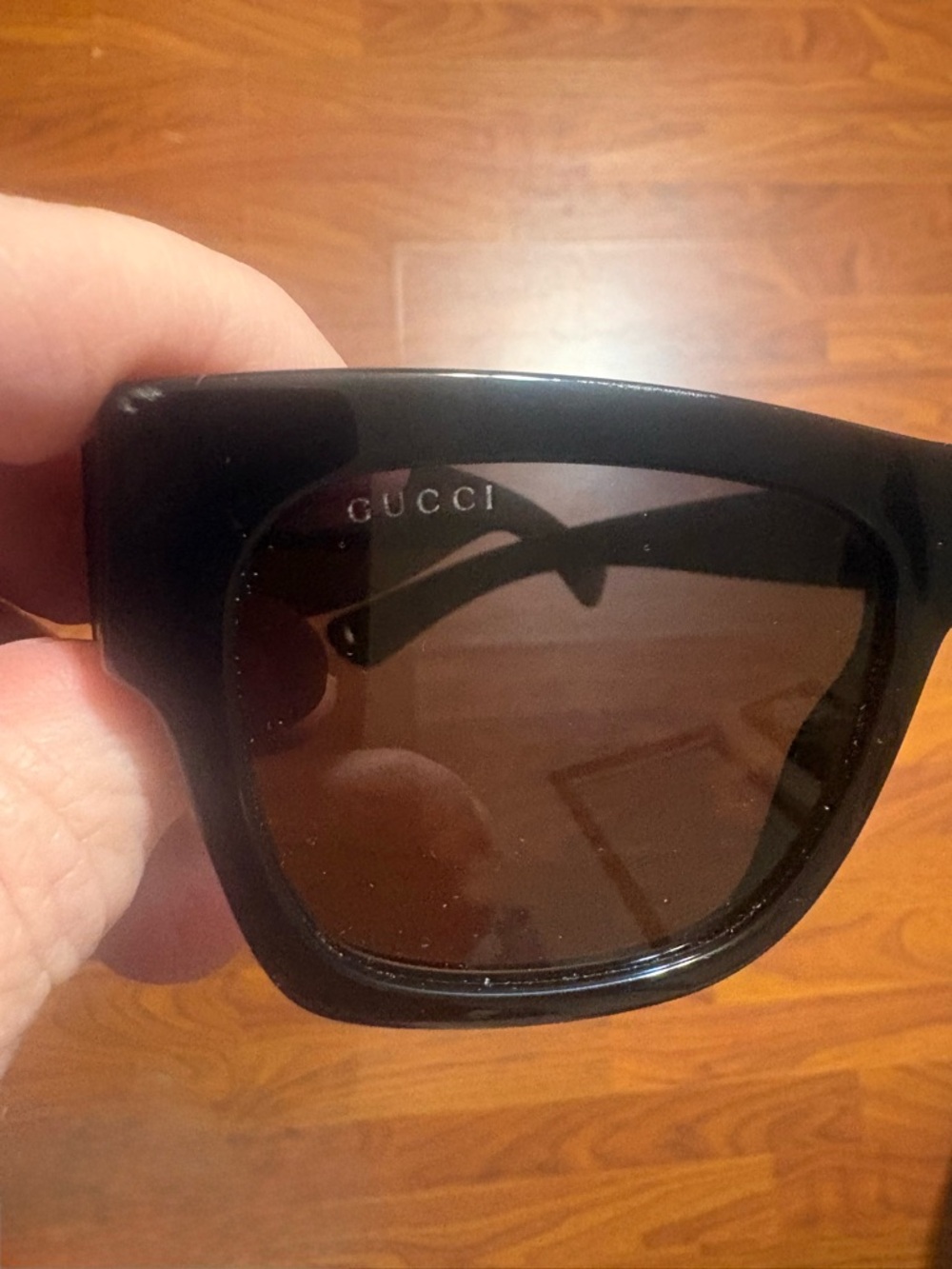 Authentic Gucci Sunglasses - Picture 3 of 10